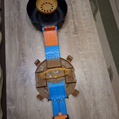 Hot Wheels Monster Trucks Stuntfire play set