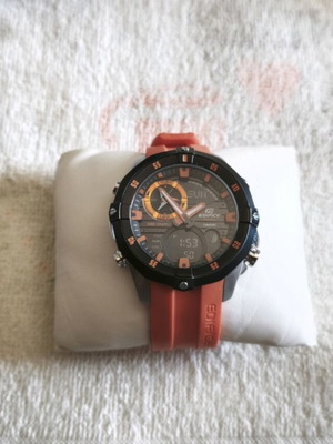 Casio EMA-100B-1A4VUEF watch like new with original strap