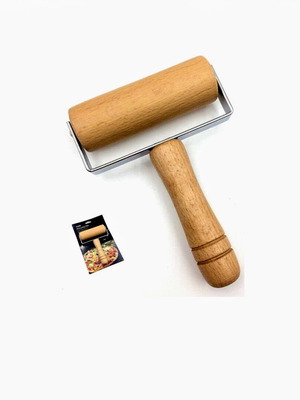 Wooden dough roller new, diameter 4cm