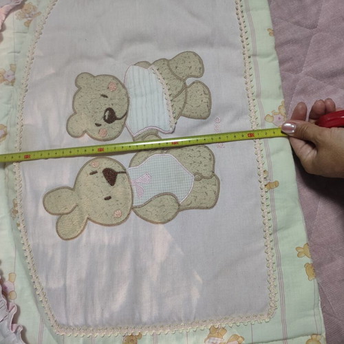 Crib blanket used, good condition