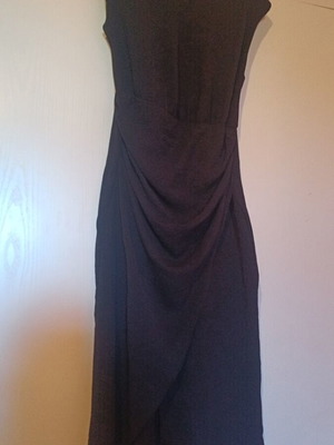 Black dress size M like new with side slit