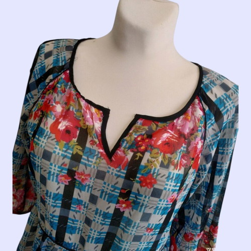 Summer thin blouse size M-L like new, multicolored