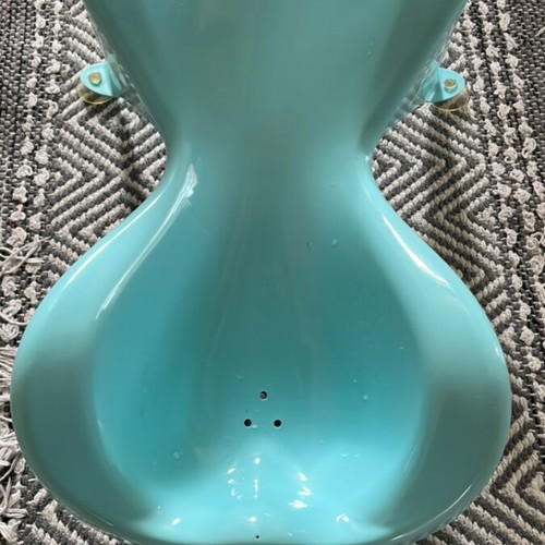 Baby bath seat like new with suction cups