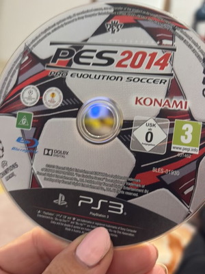 PES 2014 game for PlayStation 3 used, football pegi 3