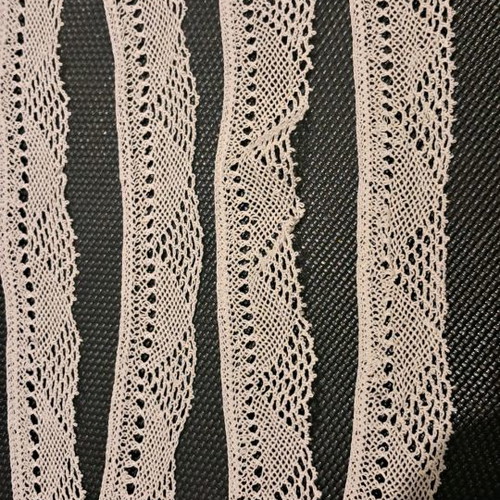 Lace for pillowcases used, 4 pieces