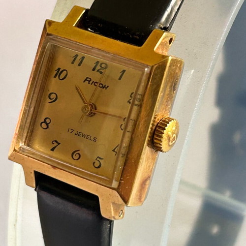Ricoh Vintage Lady’s Watch Made in Japan Like New