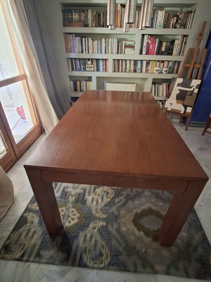 Extendable Solid Walnut Dining Table used, 10-12 seats