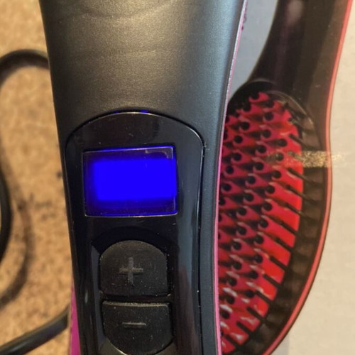 Electric hairbrush like new with 3D ceramic bristles and LCD screen