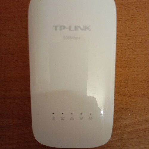 TP-Link AC powerline WiFi router