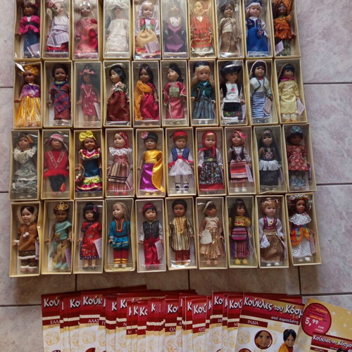 Porcelain dolls of the world new, complete collection of 50 pieces