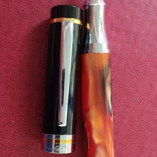 Iridium Point Pen with Signature new, acrylic brown-amber body