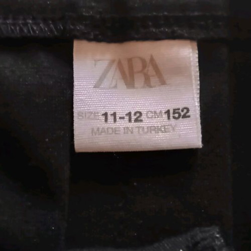 ZARA K-POP black mini skirt with pleats, size 11-12/152cm