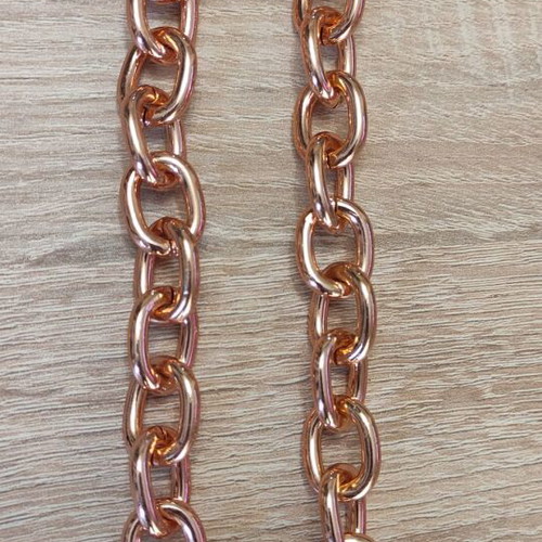 Metal Oval Chain 40mm Large new, sold by the meter