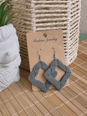 Σκουλαρίκια Macrame σαν καινούργια, υποαλλεργικά, πολύχρωμα