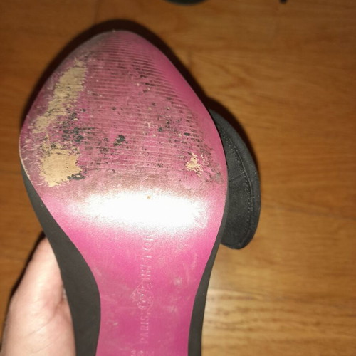 Paris Hilton black pumps with flower design 10 cm heels like new