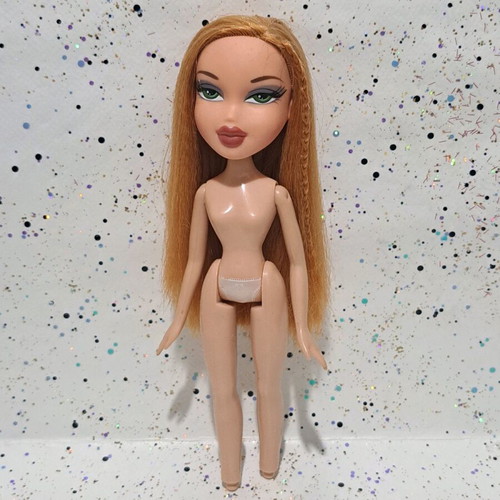 Bratz Sleep Over Meygan rare nude doll like new with minor flaws