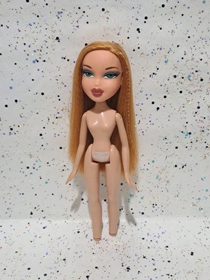 Bratz Sleep Over Meygan rare nude doll like new with minor flaws