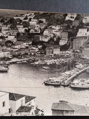 Υδρα πανοραμική φωτογραφία μεταχειρισμένη υπογεγραμμένη από τον φωτογράφο Γ. Βαμβάκα