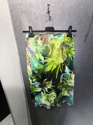 Bianca colorful knee-length skirt like new, elastic waist
