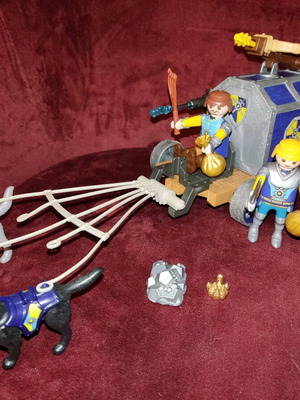 Playmobil Novelmore 70392 used with missing parts