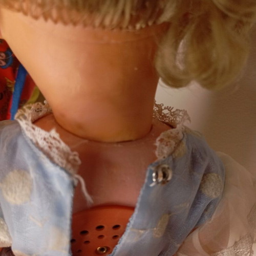 Vintage collectible doll 37 cm with blue eyes and functional "oua" mechanism used