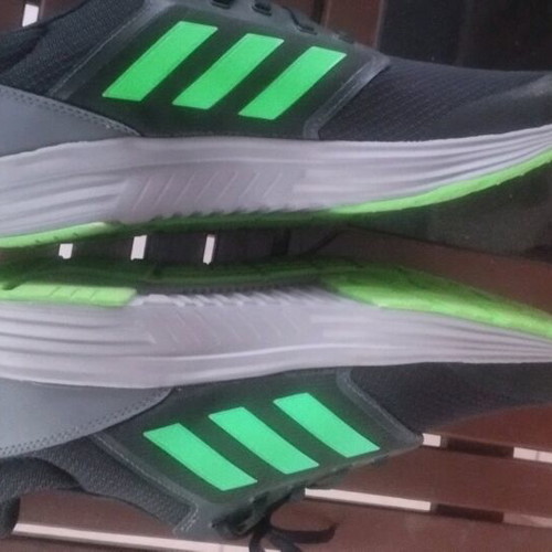 Adidas Cloudfoam athletic shoes like new, size 43.5, black and green