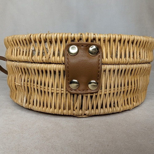 Zara round natural rattan crossbody bag with leather clasp