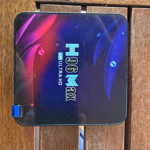 TV Box Android new in box with remote and HDMI cable