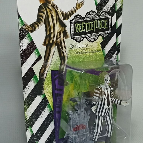 Beetlejuice 5 Points 3.75" action figure new, striped suit