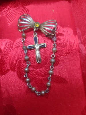Pin with cross used