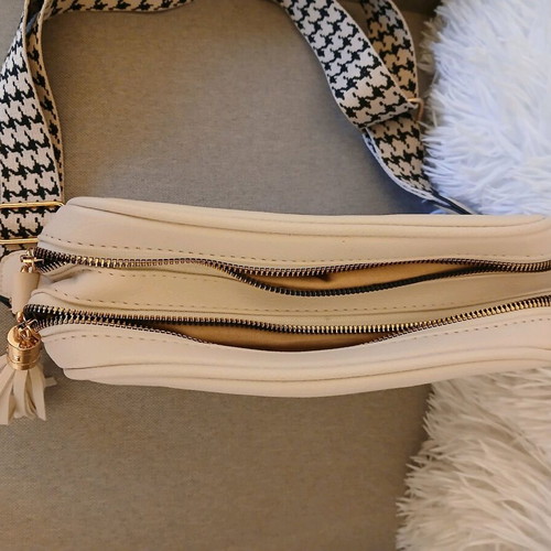 Crossbody bag beige with wide houndstooth strap like new