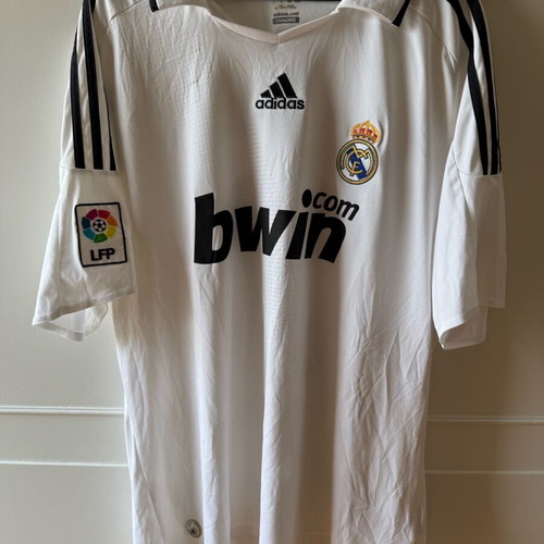 Real Madrid Raul 2007-2008 jersey like new, authentic XL