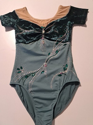 Bodysuit shiny for height 150 to 155, new
