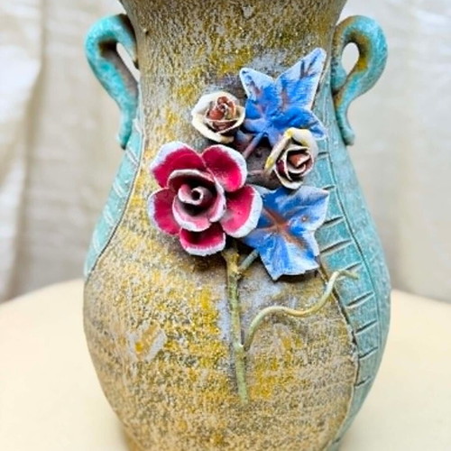 Ceramic large handmade vase with embossed decorative flowers, like new, 27 cm
