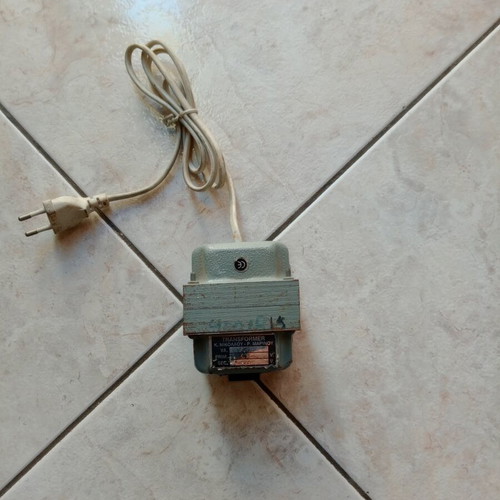 Transformer used, single-phase closed type by Nikolaou