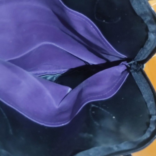 Handbag black and purple satin and faux leather, new