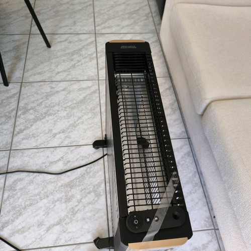 Halogen heater like new with remote control and thermostat