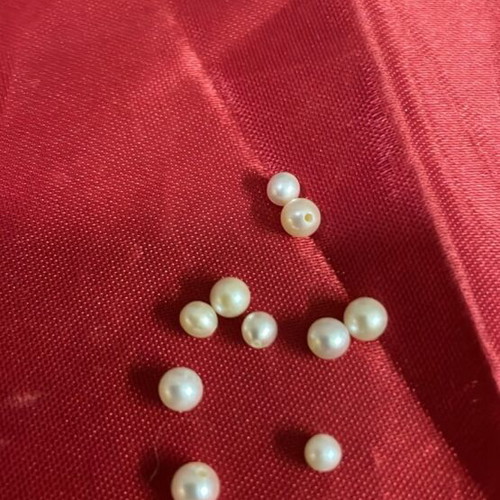 Genuine pearls new, pack of 11 with beautiful shine