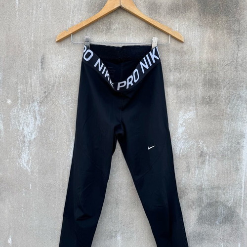 Nike leggings used, size M, black