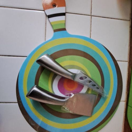 Cheese platter set new with cutting knives
