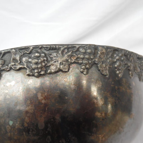Prewar silver-plated decorative vessel from America