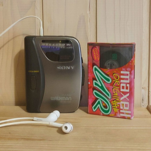 Sony Walkman WM-FX323 portable cassette player used