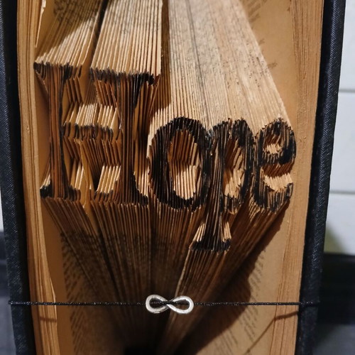 Decorative book like new, very impressive