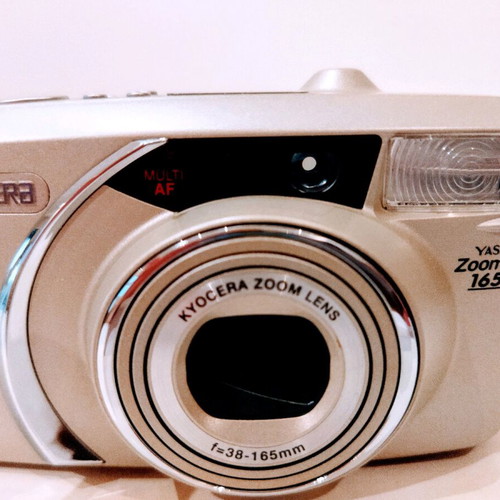 Φωτογραφική μηχανή Kyocera Yashica Zoomate 165 SE σαν καινούργια με θήκη