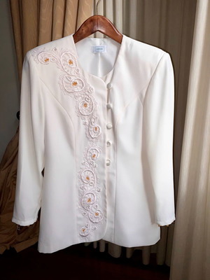 Canda Vintage Haute Couture jacket like new with embroidered design