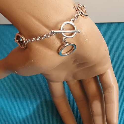 Swarovski bracelet like new, silver tone, adjustable 19 cm