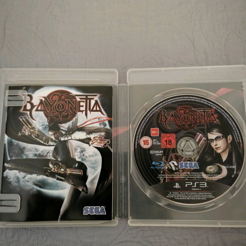 Bayonetta PS3 game with case and disc