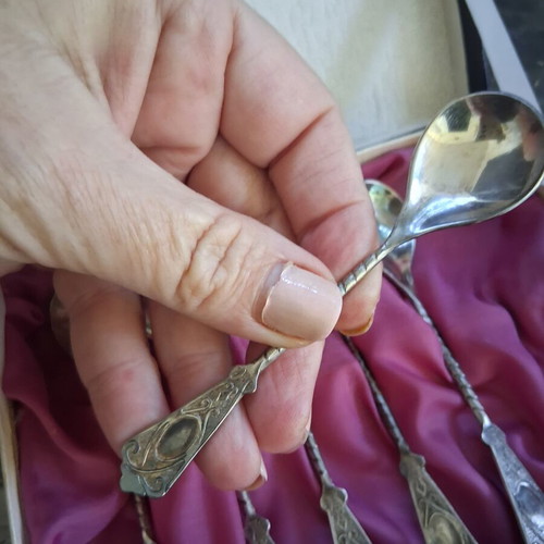 Art Nouveau coffee spoon set like new, collectible