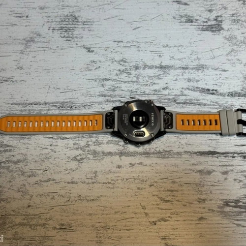Garmin fenix 6 smartwatch with 3 extra bands