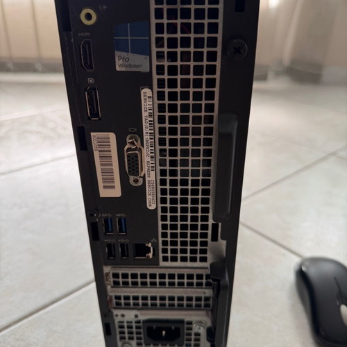 Dell Optiplex 3040 like new with mouse and keyboard